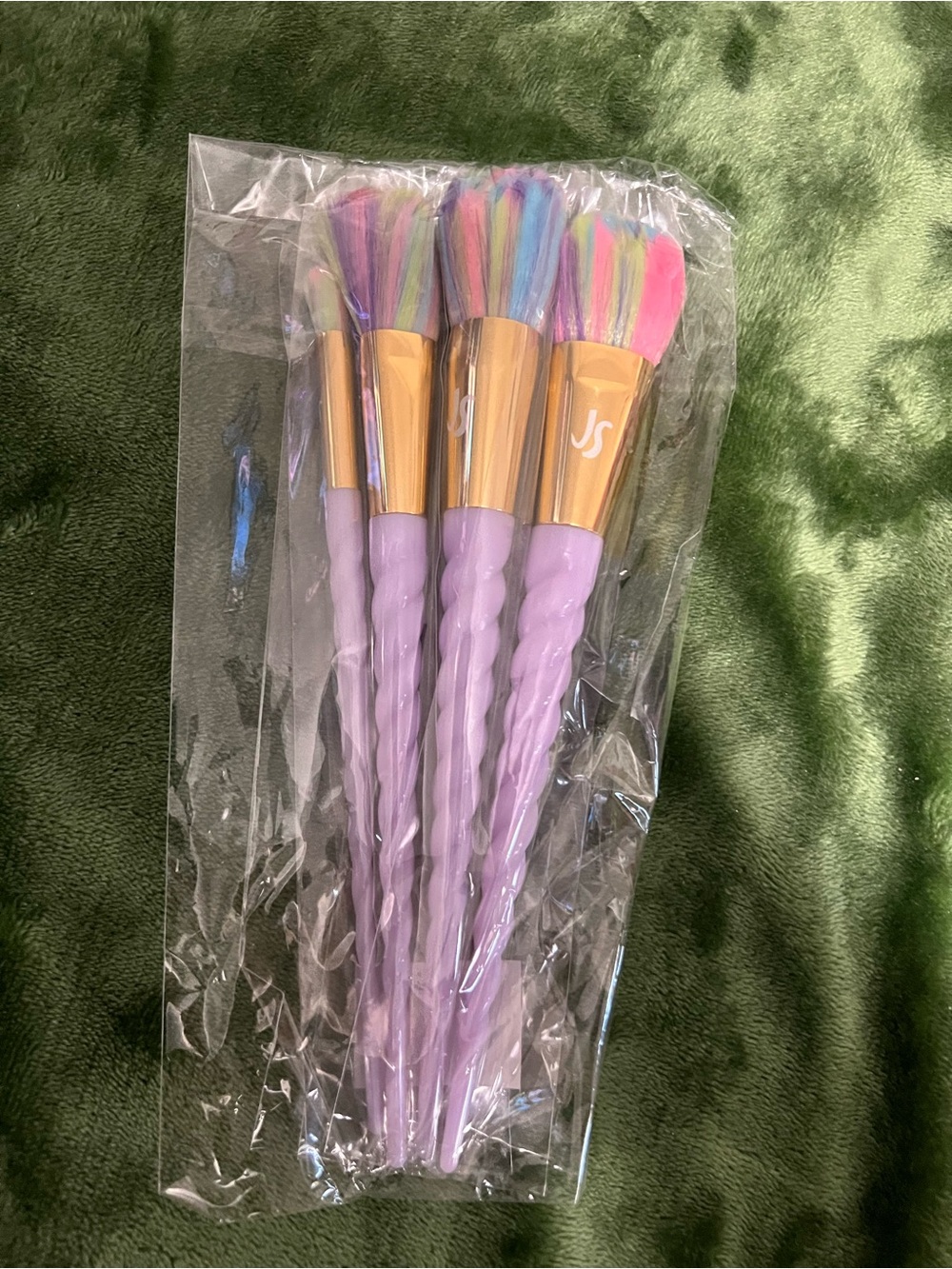 Purple Unicorn Handle Makeup Brush Set with Rainbow Bristles